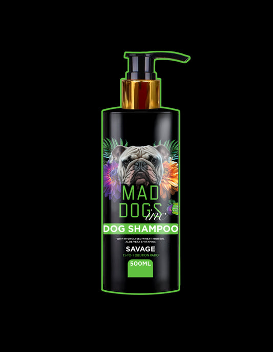 Shampoing parfumé Savage à l'aloe vera et aux protéines de blé hydrolysées